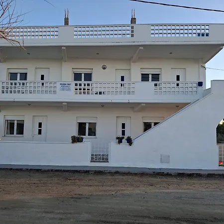 Poseidon Street νεα μεσαγγαλα γκαρσονιέρα 5 Néa Meságkala